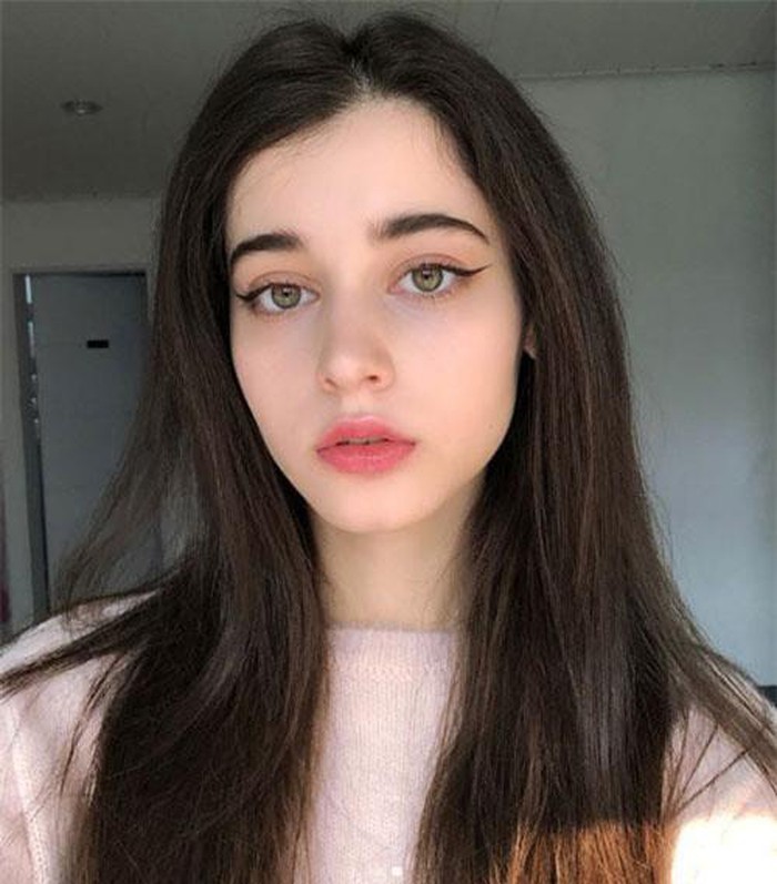 p_1528eqyt43.jpg