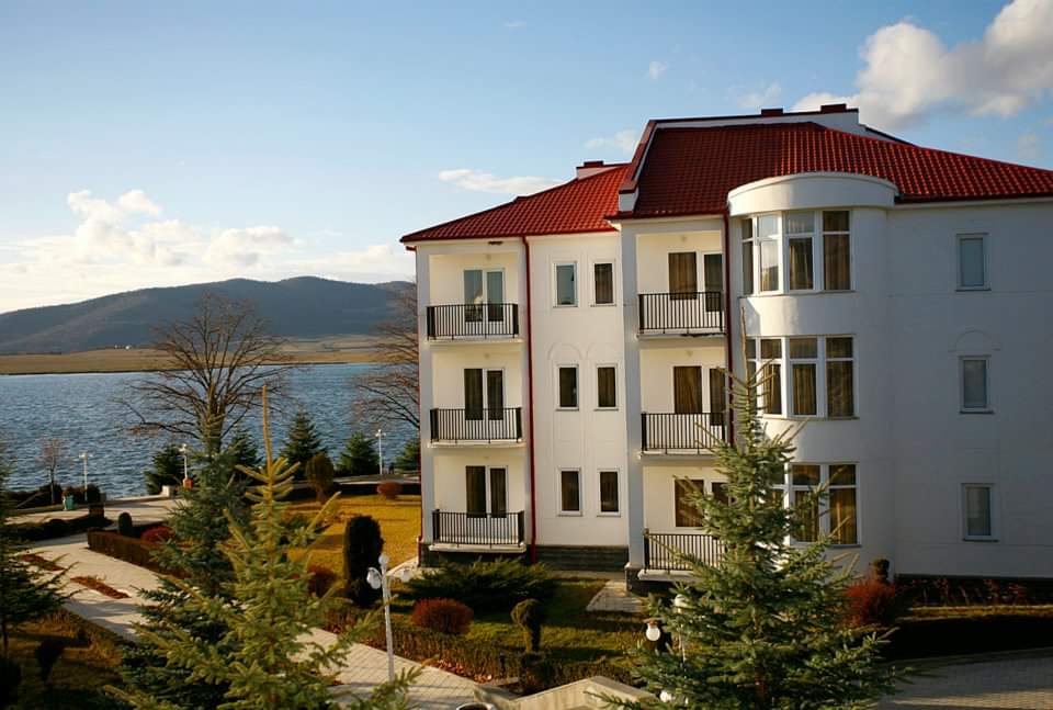 اراضي للبيع في جورجيا تبليسي سكنية استثمارية بقسط 3700 ريال P_1534h2n3j6